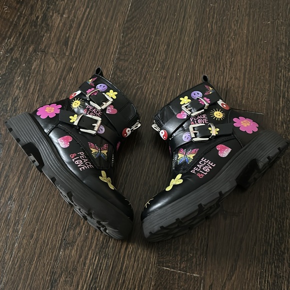 Steve Madden Black Multi Combat Boots Size 12 - Picture 3 of 6